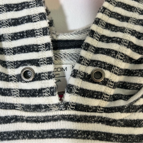 Volcom Hoodie Womens White Black Striped Pullover Long Sleeve with Pocket Size S - Picture 5 of 9